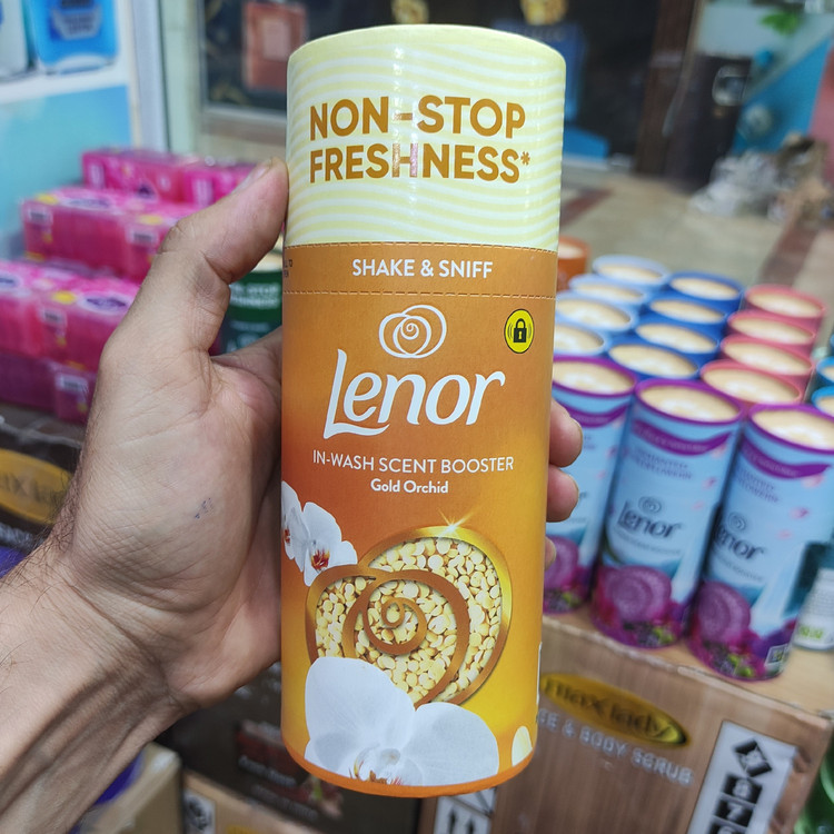خوشبو کننده لباس لنور 155 گرم ( انواع رایحه)