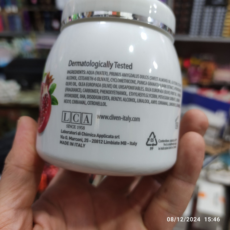 کرم آبرسان و روشن کننده صورت انار کلیون ایتالیا