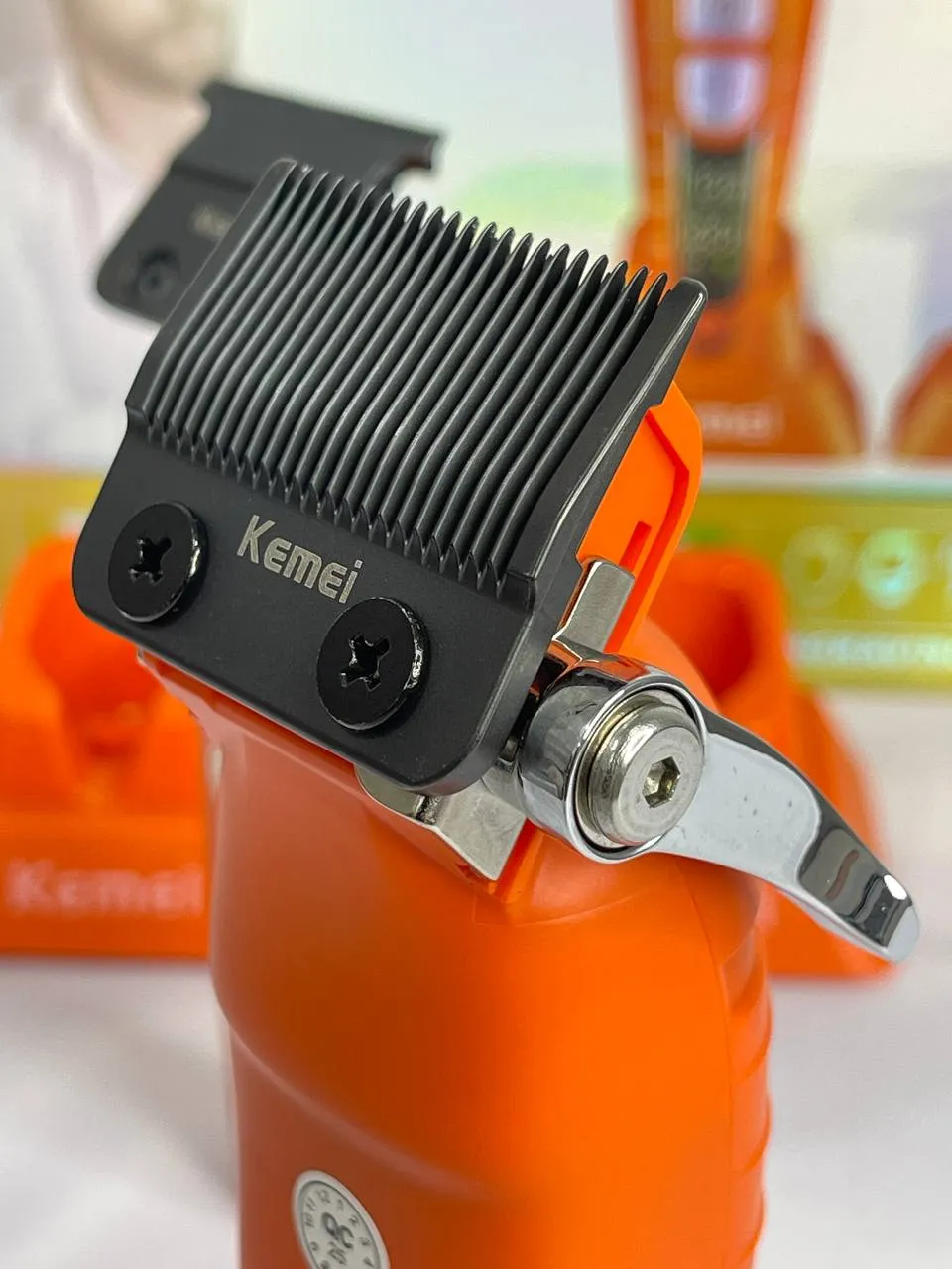 ست ماشین اصلاح موی سر و صورت کیمی مدل Kemei KM-8543