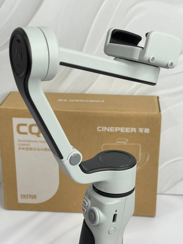 گیمبال حرفهای موبایل ژیون Zhiyun Cinepeer CQ5 سهمحوره