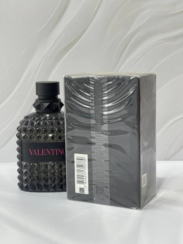 ادکلن والنتینو بورن این روما اکسترا دوز یومو VALENTINO Born in Roma Extradose Uomo