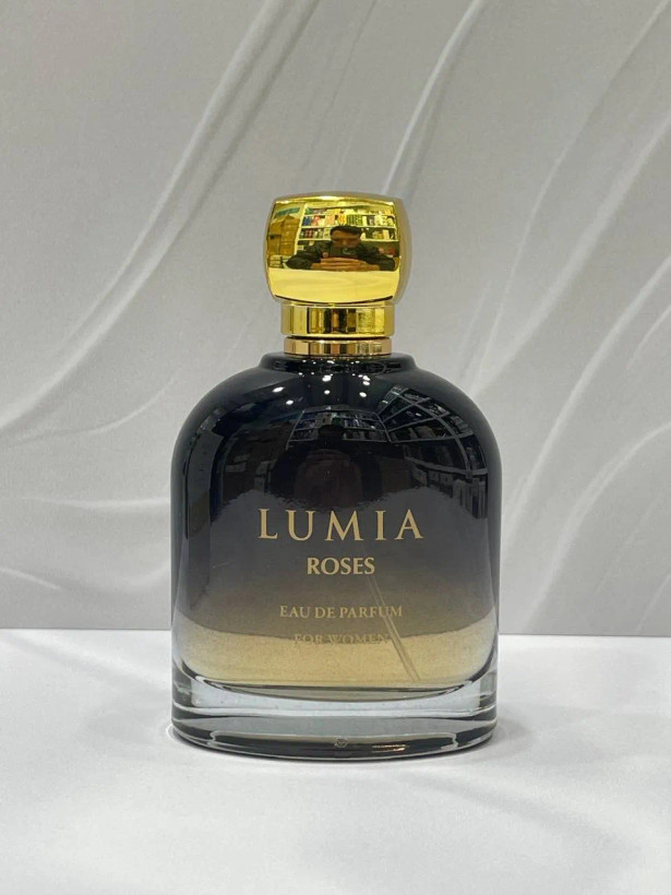 ادکلن لورینتال لومیا روزس Lumia Roses
