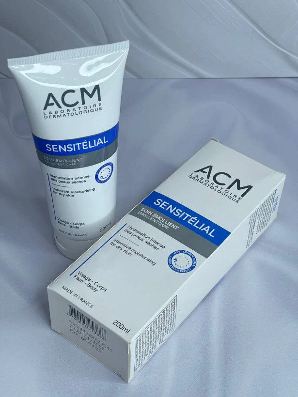 ژل شستشوی صورت و بدن پوست خشک ای سی ام ACM Sensitelial