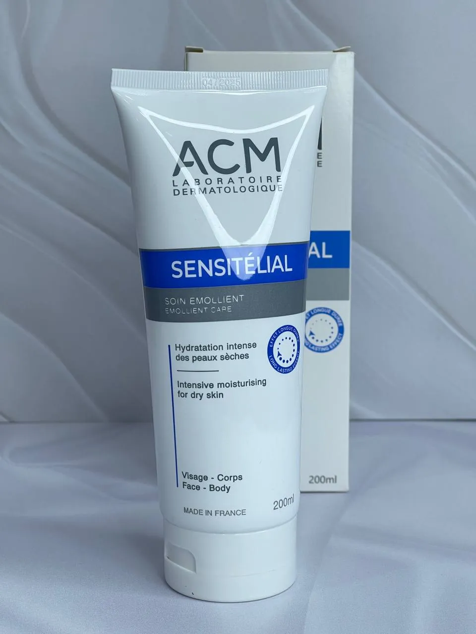 ژل شستشوی صورت و بدن پوست خشک ای سی ام ACM Sensitelial