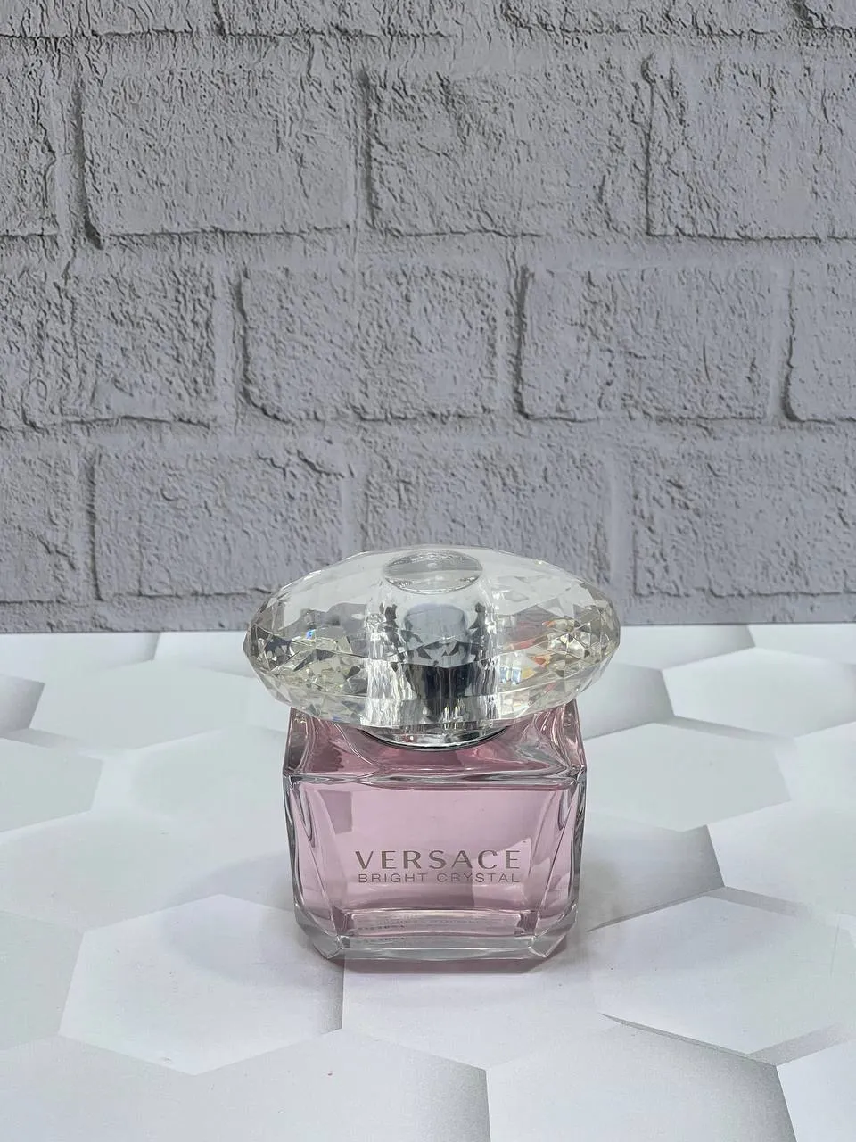 ادکلن ورساچه صورتی-برایت کریستال Versace Bright Crystalاصل