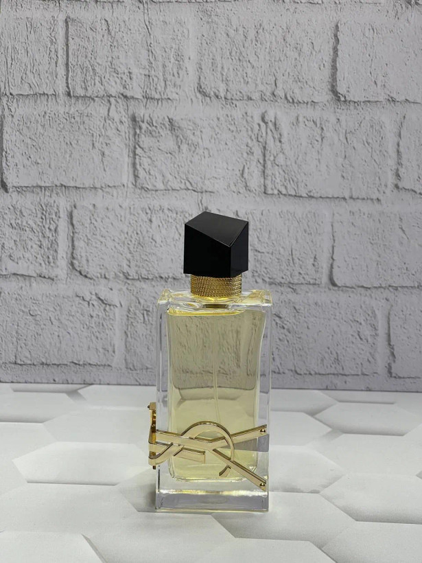 ادکلن ایو سن لورن لیبر زنانهYVES SAINT LAURENT - Libreاصل