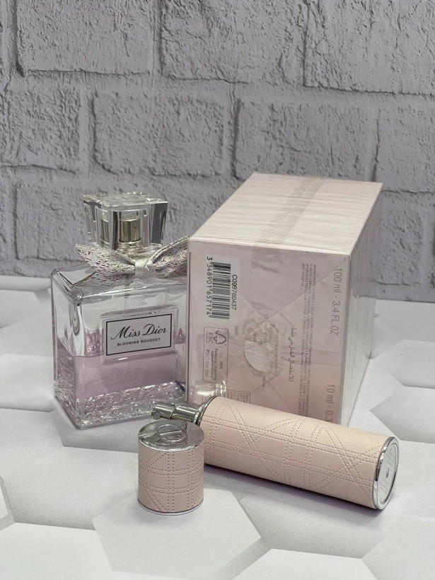ادکلن میس دیور بلومینگ بوکت کریستین دیور میس دیور بلومینگ بوکهDior - Miss Dior Blooming Bouquetاصل