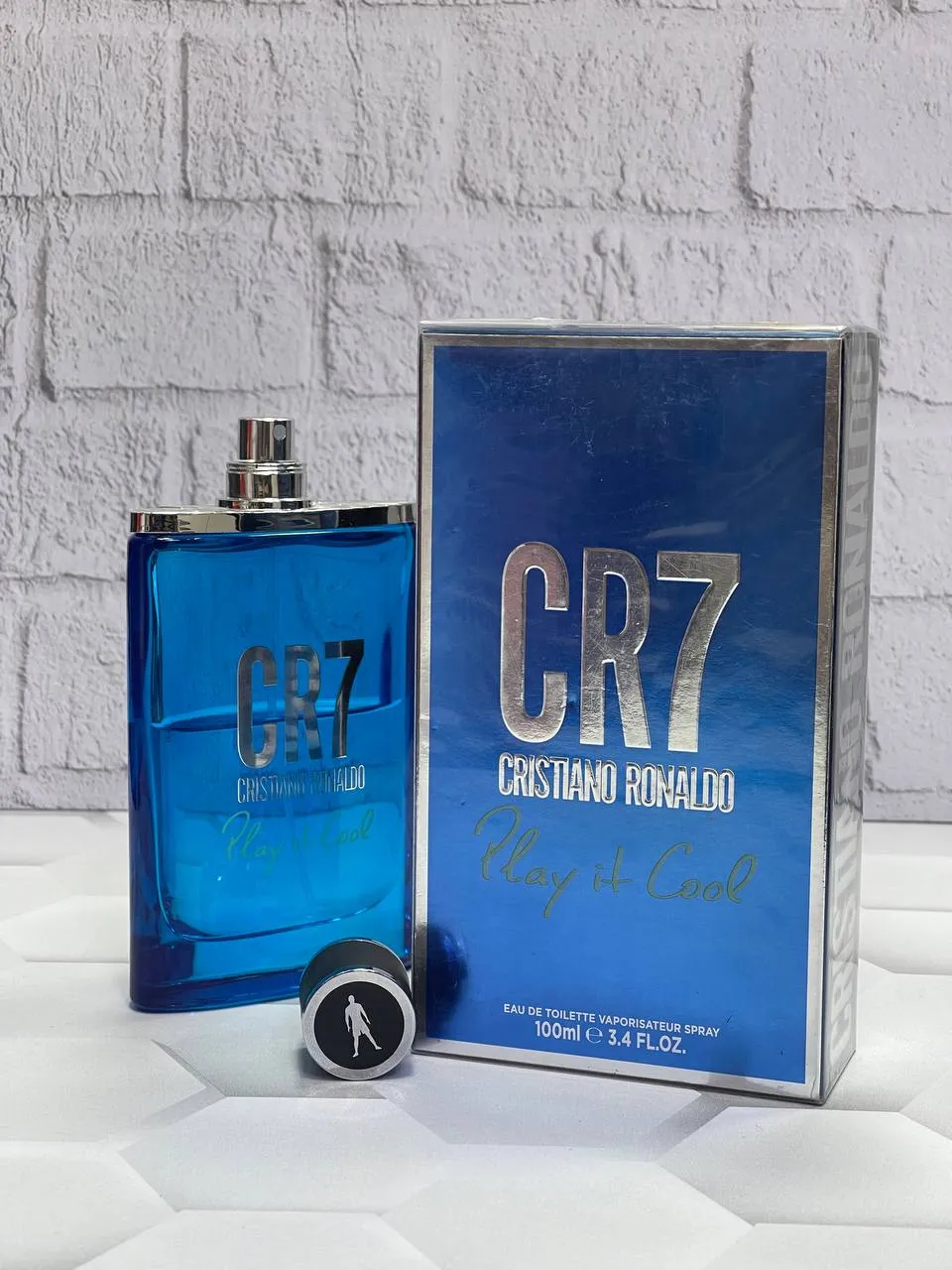 عطر ادکلن کریستیانو رونالدو سی آر سون پلی ایت کول آبی Cristiano Ronaldo CR7 Play It Coolاصل