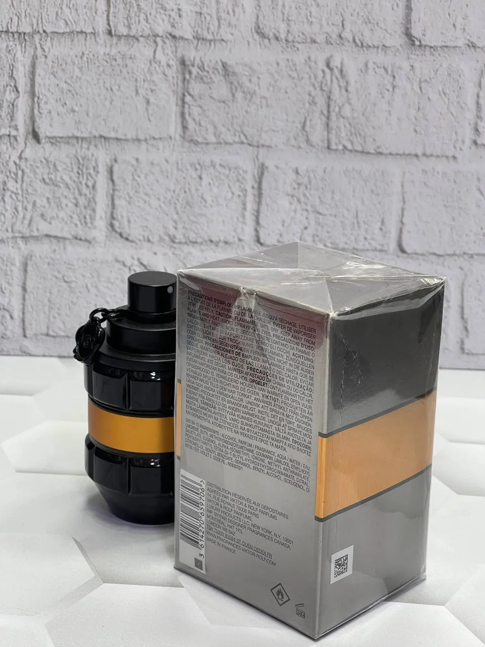 ادکلن ویکتور اند رالف اسپایس بمب اکستریمVIKTORROLF - Spicebomb Extremeاصل