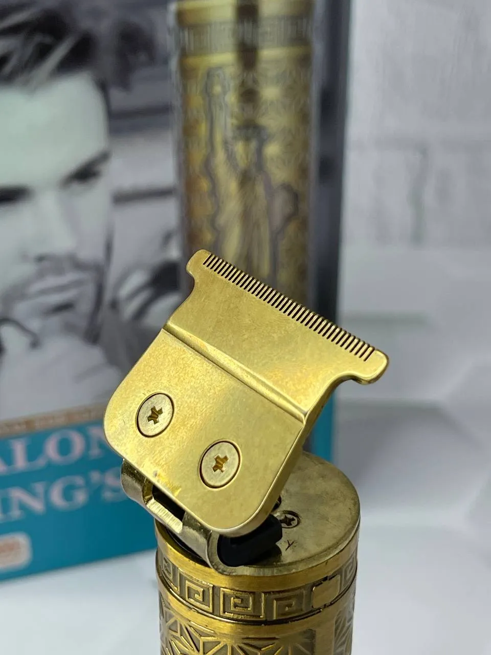 ماشین اصلاح خط زن حرفه ای لزو مدل LZZO V-6113