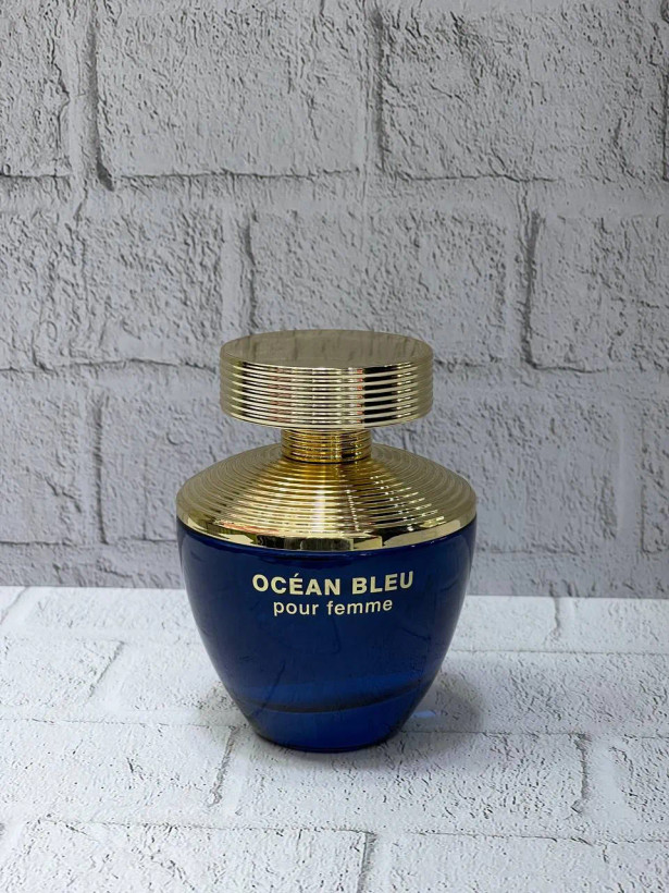 ادکلن زنانه ورساچه دایلان بلو فراگرنس وردFragrance World Versace Pour Femme Dylan Blue
