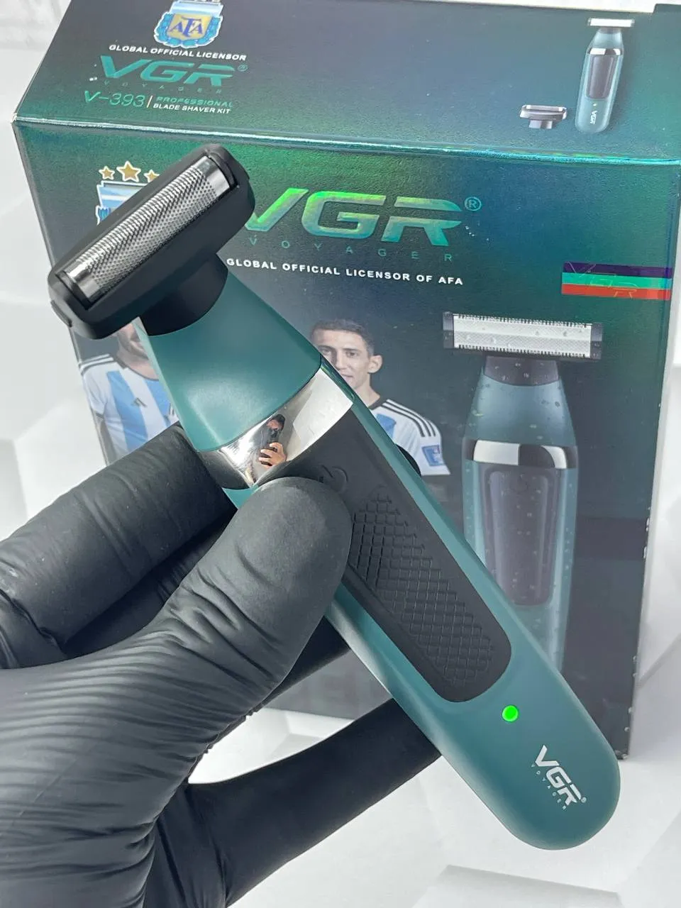 ماشین اصلاح موی صورت و بدن وی جی آر مدل V-393