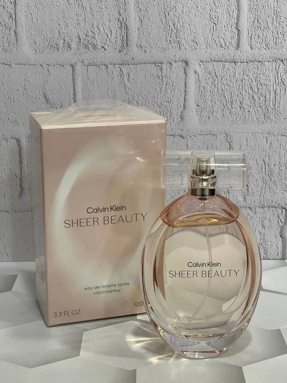ادکلن کالوین کلین شیر بیوتیCalvin Klein - Sheer Beautyاصل