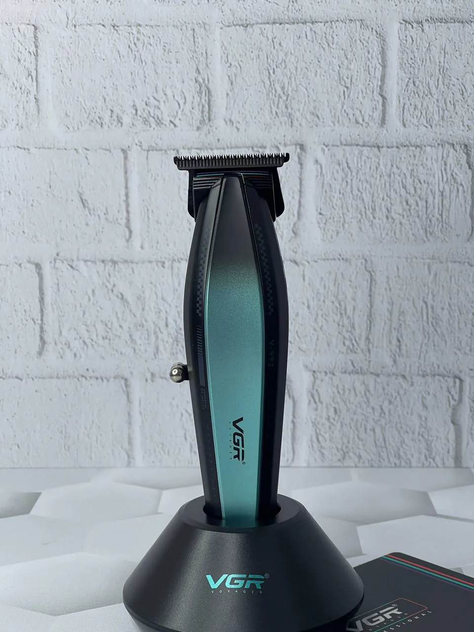 ماشین اصلاح خط زن وی جی آر V-992
