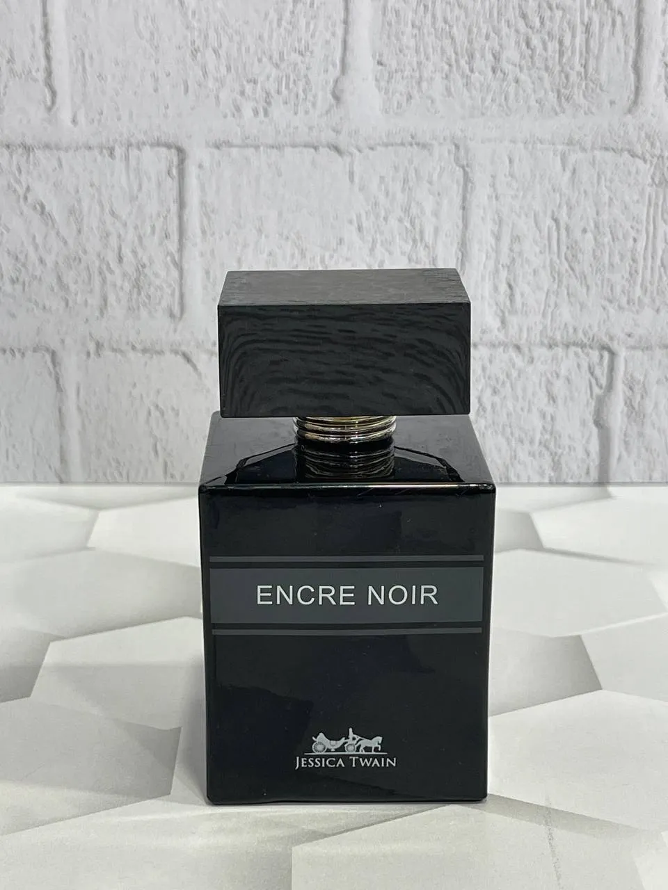 ادکلن لالیک مشکی جسیکا تواین Jessica Twain Encre noir lalic