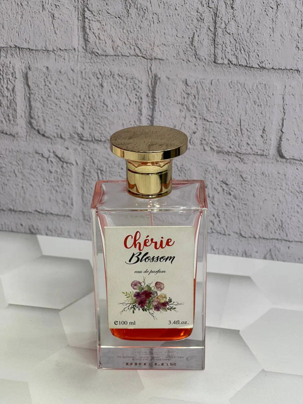 ادکلن چری بلوسوم Cherry Blossom Eau de Parfumاصل
