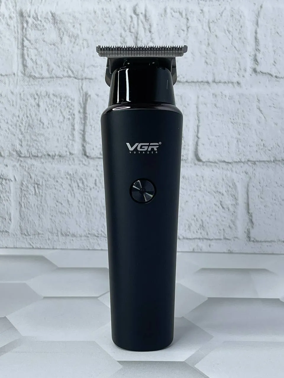 ماشین اصلاح خط زن وی جی ار V-937