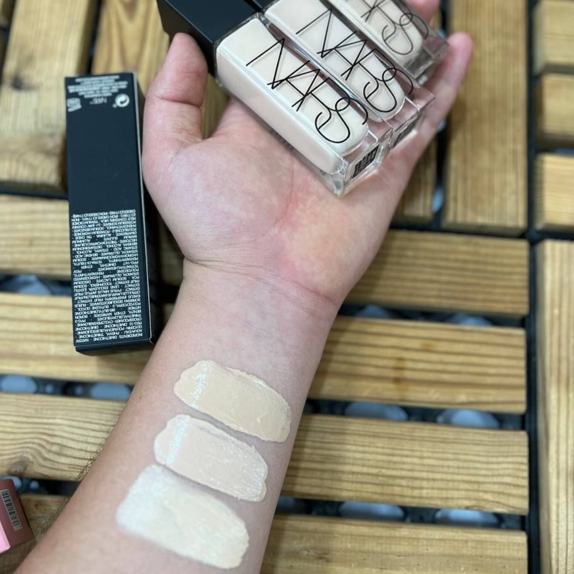 کرم پودر نارس NARS